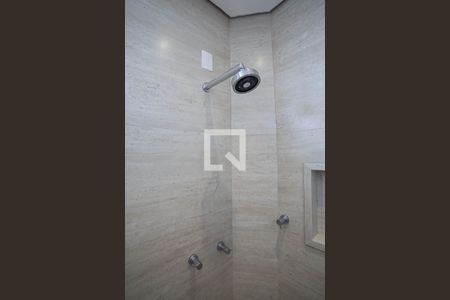 Apartamento à venda com 228m², 4 quartos e 2 vagasBanheiro da suíte 2