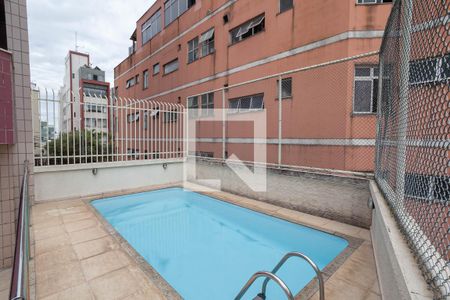 Apartamento à venda com 228m², 4 quartos e 2 vagasÁrea comum - Piscina