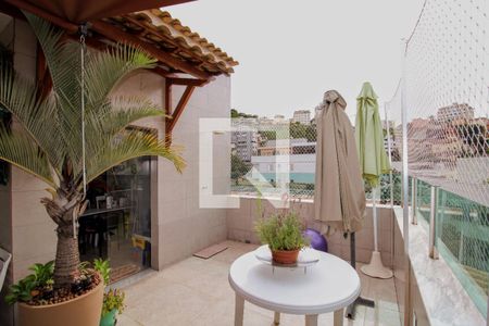 Apartamento à venda com 190m², 4 quartos e 1 vagavaranda da sala 2