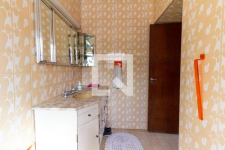 Casa à venda com 401m², 5 quartos e 8 vagas Casa à venda com 401m², 5 quartos e 8 vagasBanheiro da Suíte 1