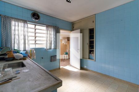 Casa à venda com 401m², 5 quartos e 8 vagas Casa à venda com 401m², 5 quartos e 8 vagasCozinha