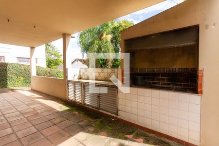 Casa à venda com 401m², 5 quartos e 8 vagas Casa à venda com 401m², 5 quartos e 8 vagasChurrasqueira