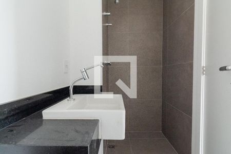 Studio - banheiro  de kitnet/studio para alugar com 1 quarto, 31m² em Cerqueira César, São Paulo