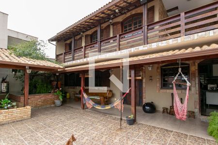 Casa à venda com 463m², 4 quartos e 10 vagasVaranda