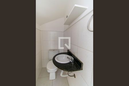 Casa à venda com 110m², 3 quartos e 2 vagas Casa à venda com 110m², 3 quartos e 2 vagasLavabo