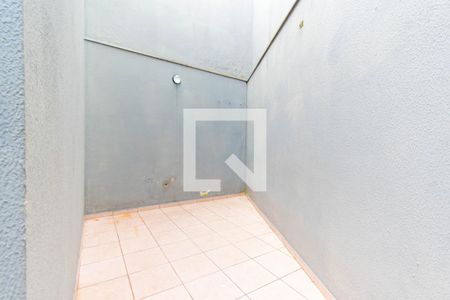 Casa à venda com 110m², 3 quartos e 2 vagas Casa à venda com 110m², 3 quartos e 2 vagasQuintal