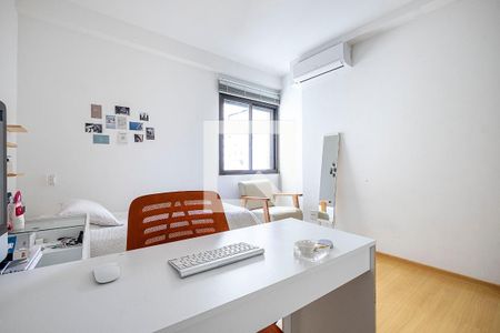 Apartamento à venda com 185m², 4 quartos e 3 vagasQuarto 4