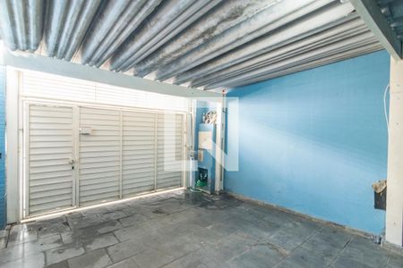 Casa à venda com 70m², 2 quartos e 2 vagasGaragem