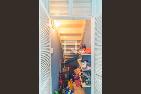 Casa à venda com 70m², 2 quartos e 2 vagasDespensa