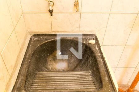 Casa à venda com 242m², 4 quartos e 2 vagas Casa à venda com 242m², 4 quartos e 2 vagasÁrea de Serviço Casa 2