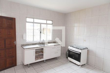 Casa à venda com 242m², 4 quartos e 2 vagas Casa à venda com 242m², 4 quartos e 2 vagasCozinha