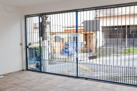 Casa à venda com 242m², 4 quartos e 2 vagas Casa à venda com 242m², 4 quartos e 2 vagasGaragem