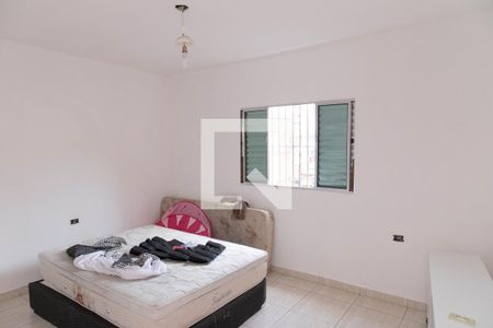 Casa à venda com 242m², 4 quartos e 2 vagas Casa à venda com 242m², 4 quartos e 2 vagasQuarto 3