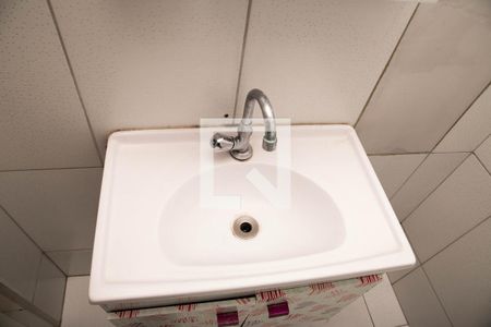 Casa à venda com 242m², 4 quartos e 2 vagas Casa à venda com 242m², 4 quartos e 2 vagasBanheiro da Suite