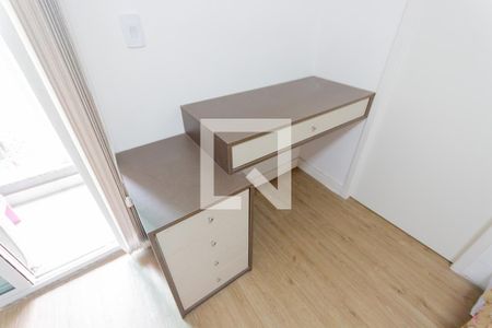 Apartamento à venda com 197m², 3 quartos e 3 vagasEscrivaninha
