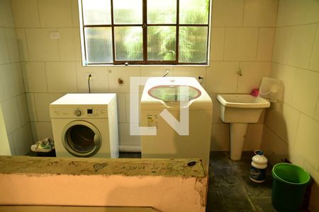 Casa para alugar com 200m², 3 quartos e 4 vagasÁrea de Serviço