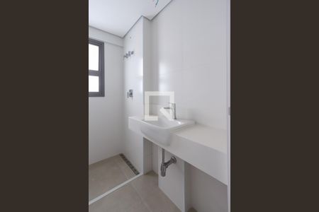Apartamento à venda com 255m², 4 quartos e 4 vagas Apartamento à venda com 255m², 4 quartos e 4 vagasBanheiro da Suíte 3