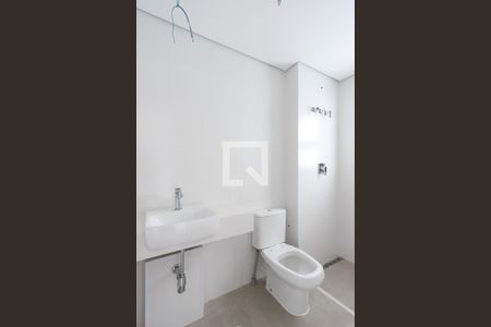 Apartamento à venda com 255m², 4 quartos e 4 vagas Apartamento à venda com 255m², 4 quartos e 4 vagasBanheiro da Suíte 1