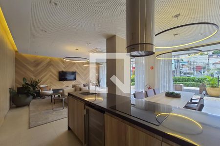 Apartamento à venda com 255m², 4 quartos e 4 vagas Apartamento à venda com 255m², 4 quartos e 4 vagasÁrea comum - Salão de festas