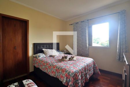 Casa à venda com 225m², 4 quartos e 4 vagasSuíte 3