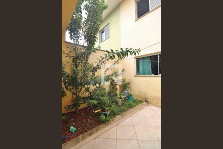 Casa à venda com 225m², 4 quartos e 4 vagasQuintal