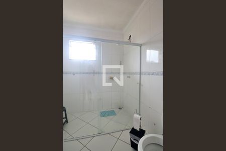 Casa à venda com 225m², 4 quartos e 4 vagasBanheiro da Suíte 2