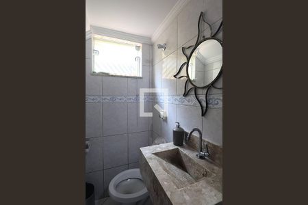 Casa à venda com 225m², 4 quartos e 4 vagasBanheiro