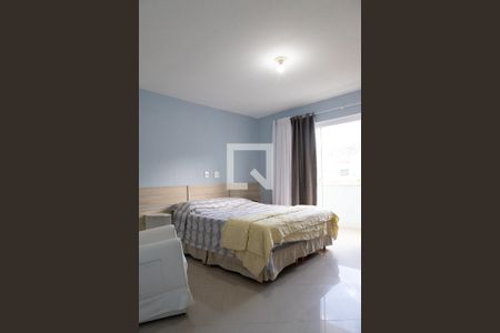 Casa de condomínio à venda com 350m², 3 quartos e 1 vaga Casa de condomínio à venda com 350m², 3 quartos e 1 vagaSuíte 3