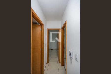 Apartamento à venda com 64m², 2 quartos e 2 vagas Apartamento à venda com 64m², 2 quartos e 2 vagasCorredor