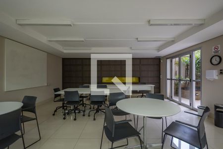 Apartamento à venda com 64m², 2 quartos e 2 vagas Apartamento à venda com 64m², 2 quartos e 2 vagasSala de reunioes