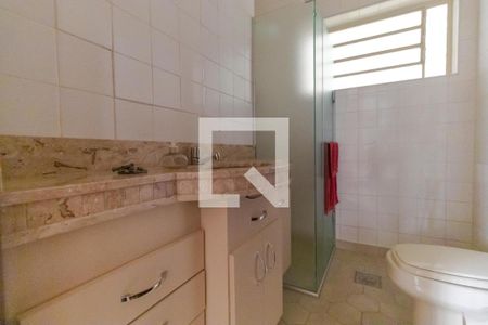 Casa à venda com 137m², 2 quartos e 2 vagas Casa à venda com 137m², 2 quartos e 2 vagasBanheiro