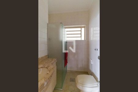 Casa à venda com 137m², 2 quartos e 2 vagas Casa à venda com 137m², 2 quartos e 2 vagasBanheiro