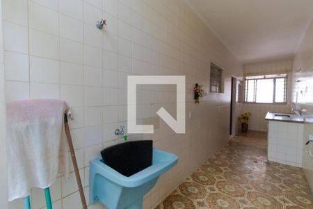 Casa à venda com 137m², 2 quartos e 2 vagas Casa à venda com 137m², 2 quartos e 2 vagasÁrea de Serviço