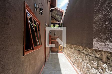 Casa de condomínio à venda com 396m², 4 quartos e 4 vagas Casa de condomínio à venda com 396m², 4 quartos e 4 vagasÁrea Externa