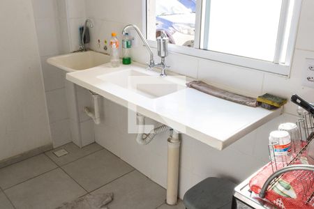 Apartamento para alugar com 45m², 2 quartos e 1 vaga Apartamento para alugar com 45m², 2 quartos e 1 vagaCozinha e Área de Serviço