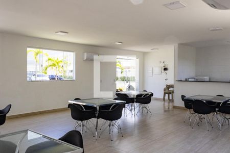 Apartamento para alugar com 45m², 2 quartos e 1 vaga Apartamento para alugar com 45m², 2 quartos e 1 vagaÁrea comum - Salão de festas