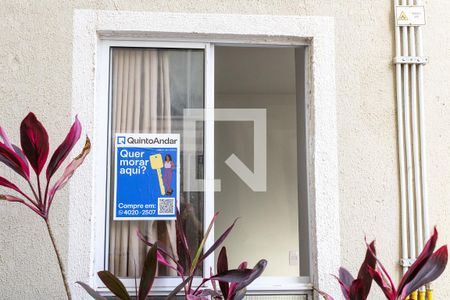 Apartamento para alugar com 45m², 2 quartos e 1 vaga Apartamento para alugar com 45m², 2 quartos e 1 vagaFachada