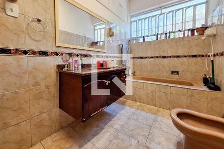 Apartamento à venda com 142m², 3 quartos e sem vagaBanheiro Social