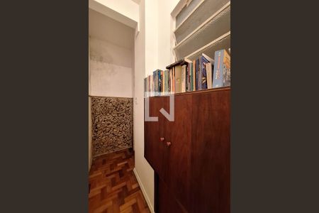 Apartamento à venda com 142m², 3 quartos e sem vagaEscritório