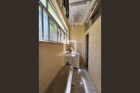 Apartamento à venda com 142m², 3 quartos e sem vagaÁrea de Serviço