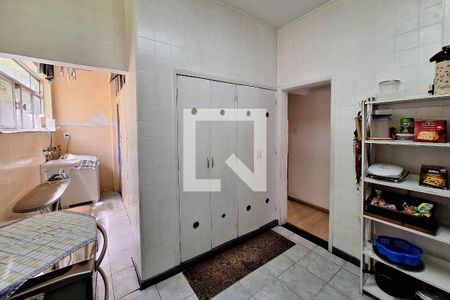 Apartamento à venda com 142m², 3 quartos e sem vagaCozinha