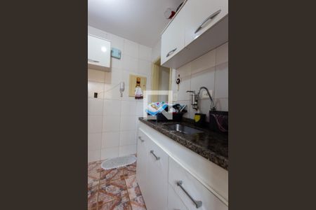 Apartamento à venda com 48m², 2 quartos e sem vaga Apartamento à venda com 48m², 2 quartos e sem vagaCozinha