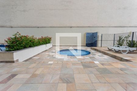 Apartamento à venda com 48m², 2 quartos e sem vaga Apartamento à venda com 48m², 2 quartos e sem vagaÁrea comum - Piscina
