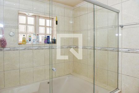 Casa à venda com 130m², 3 quartos e 3 vagasBanheiro da Suíte Americana