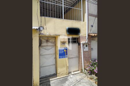 Casa para alugar com 80m², 2 quartos e sem vaga Casa para alugar com 80m², 2 quartos e sem vagaEnrada