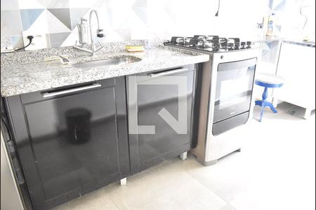 Apartamento para alugar com 44m², 2 quartos e 1 vagaCozinha - Armários