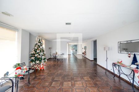 Apartamento à venda com 80m², 2 quartos e sem vaga Apartamento à venda com 80m², 2 quartos e sem vagaHall social