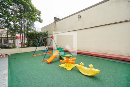 Apartamento à venda com 80m², 2 quartos e sem vaga Apartamento à venda com 80m², 2 quartos e sem vagaPlayground