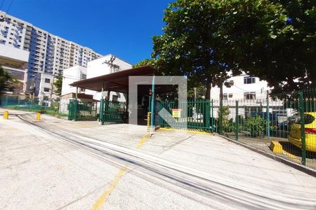 Apartamento à venda com 70m², 2 quartos e 2 vagas Apartamento à venda com 70m², 2 quartos e 2 vagasFachada