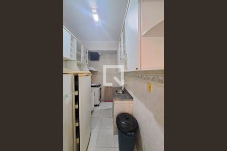 Apartamento à venda com 70m², 2 quartos e 2 vagas Apartamento à venda com 70m², 2 quartos e 2 vagasCozinha